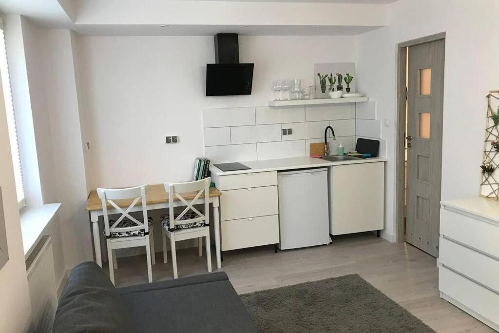 Topfloor Quietrelax-Very Cozy And Quite Apartment Varsóvia Exterior foto